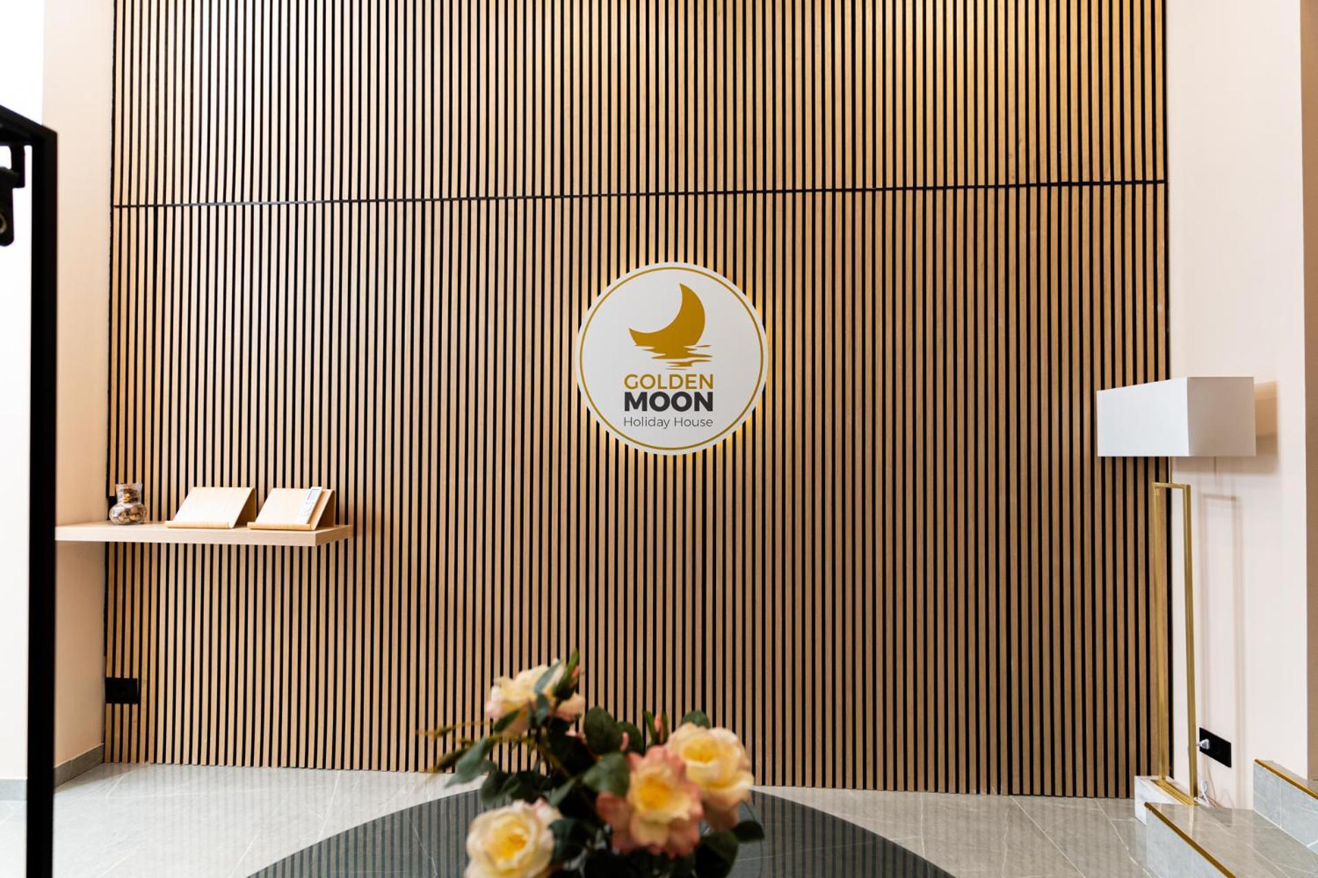 Golden Moon Holiday House Catánia Buitenkant foto